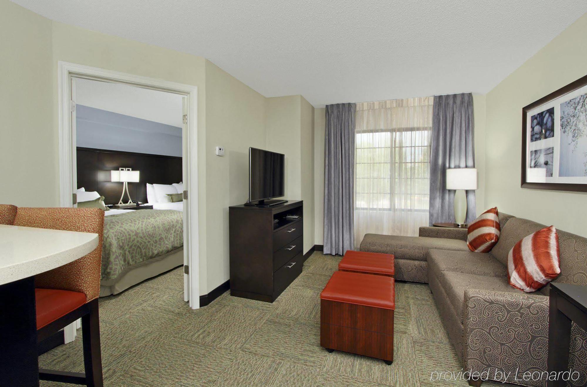 Staybridge Suites Tysons - Mclean By Ihg Bagian luar foto