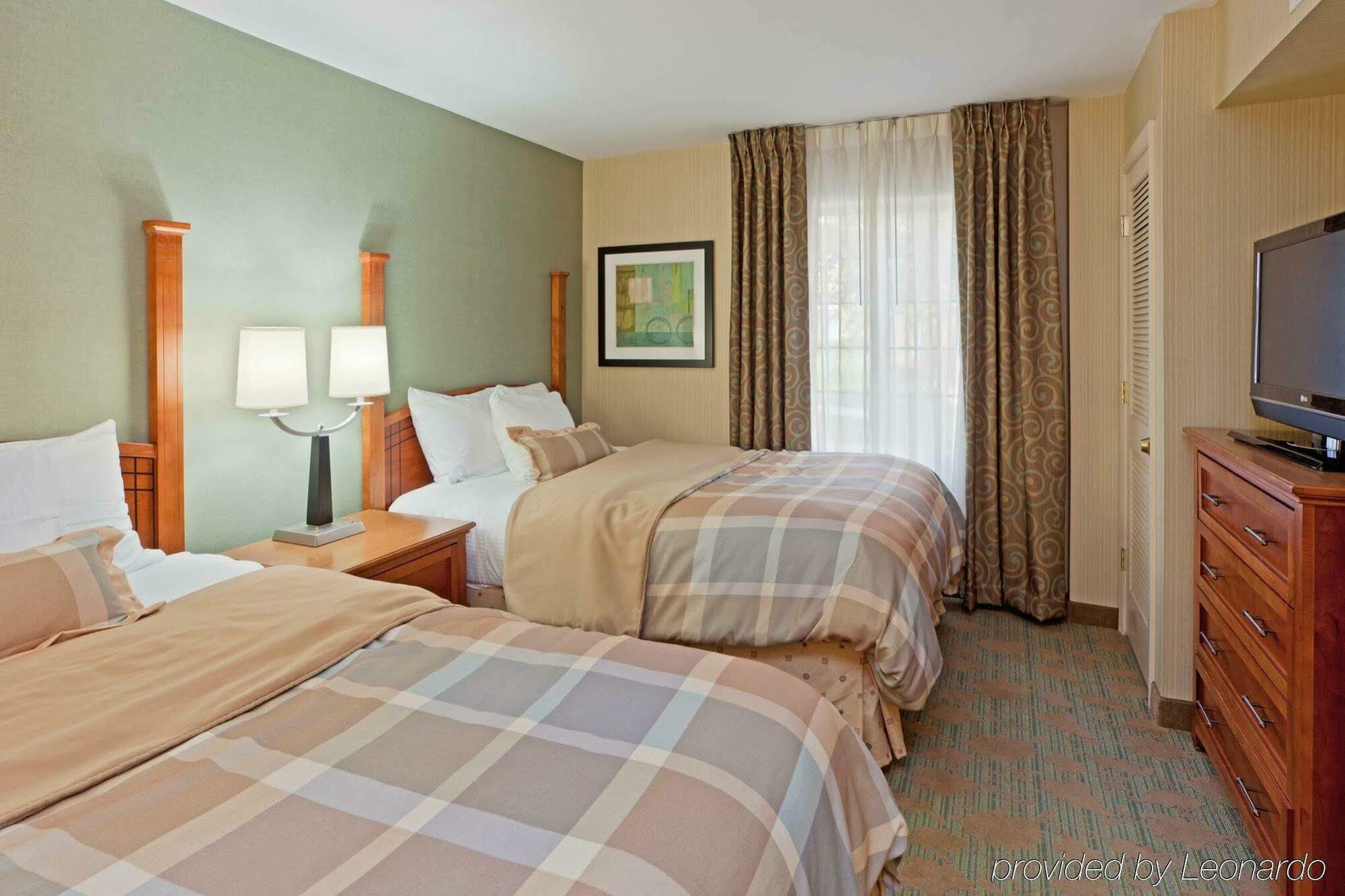 Staybridge Suites Tysons - Mclean By Ihg Ruang foto