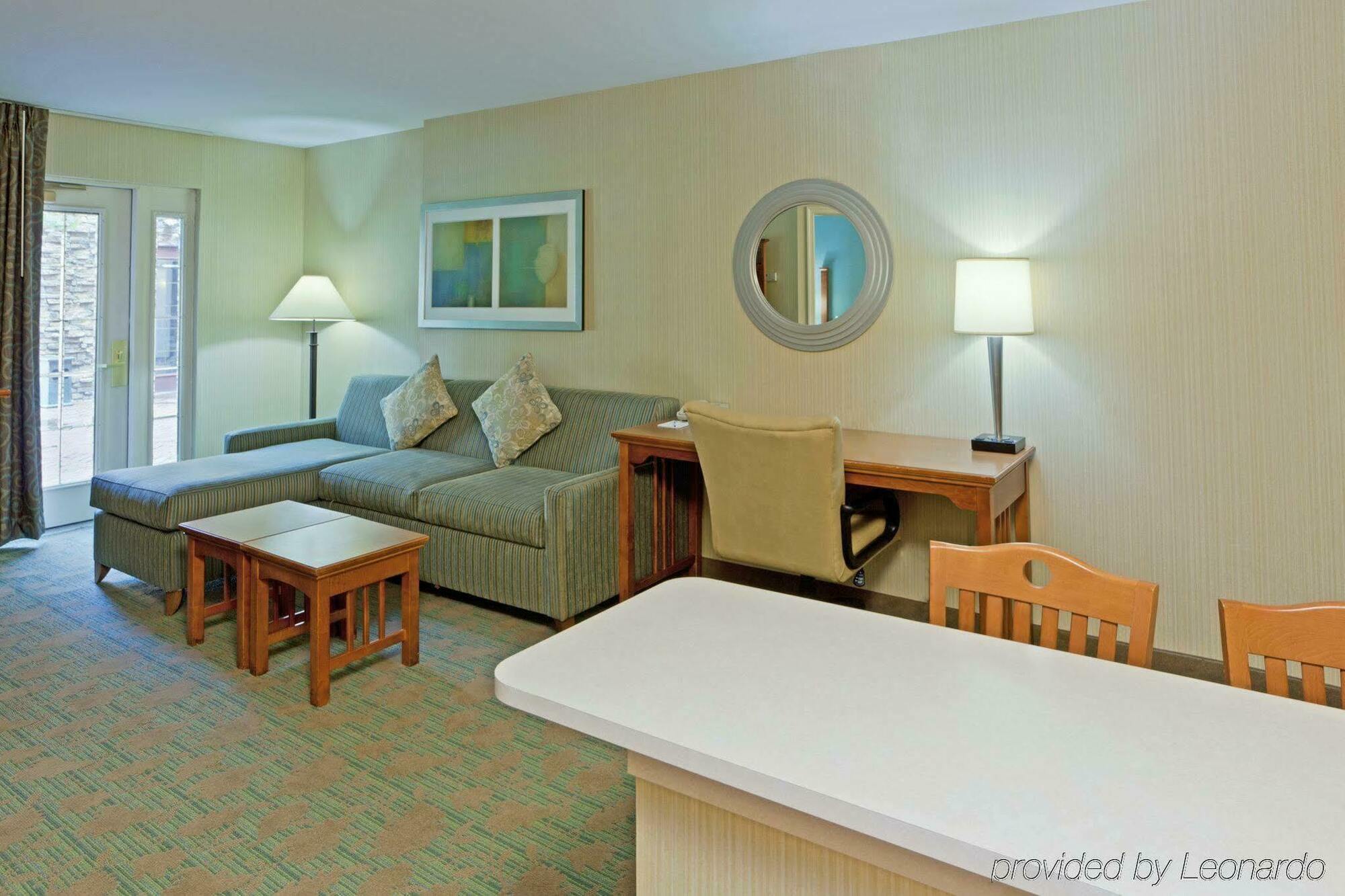 Staybridge Suites Tysons - Mclean By Ihg Bagian luar foto