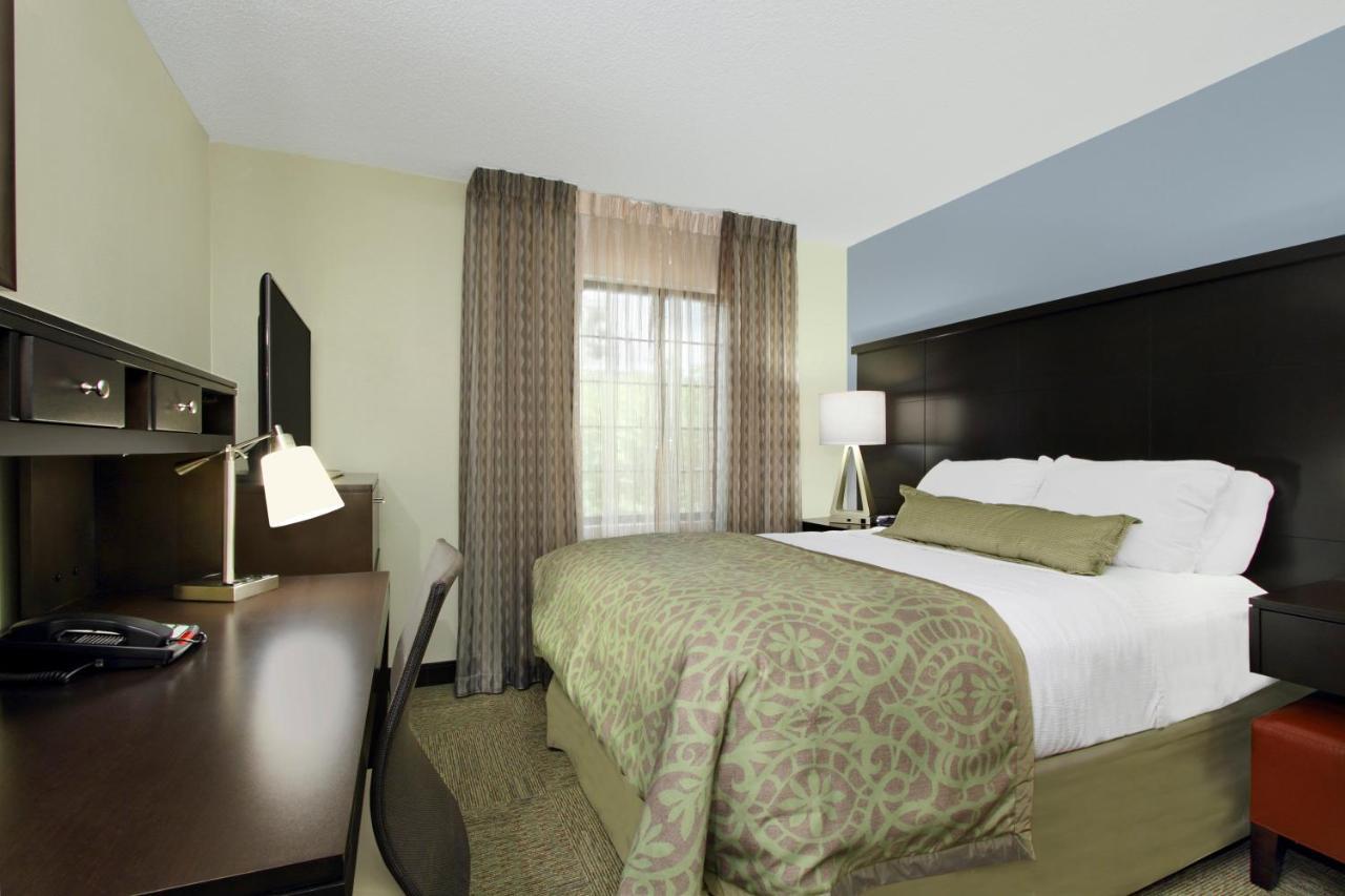 Staybridge Suites Tysons - Mclean By Ihg Bagian luar foto