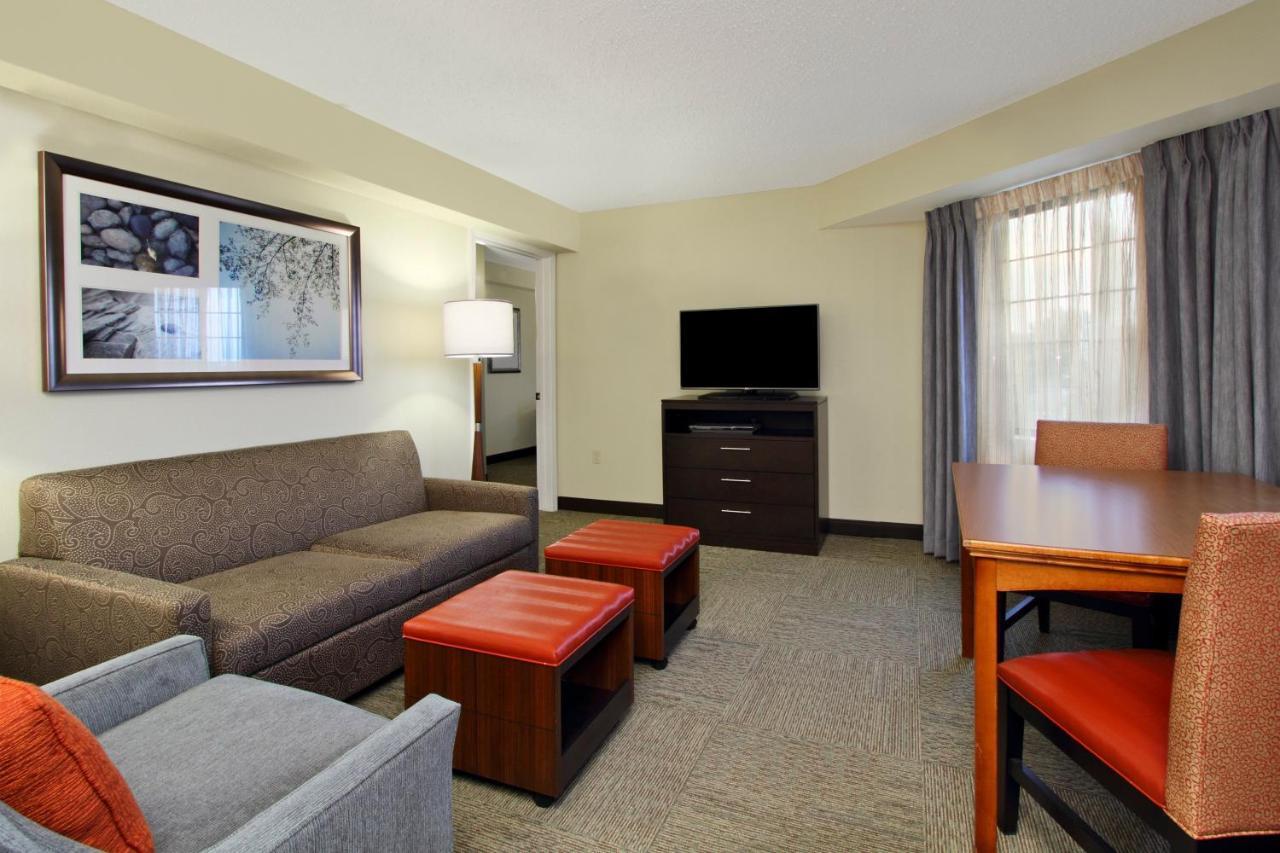 Staybridge Suites Tysons - Mclean By Ihg Bagian luar foto